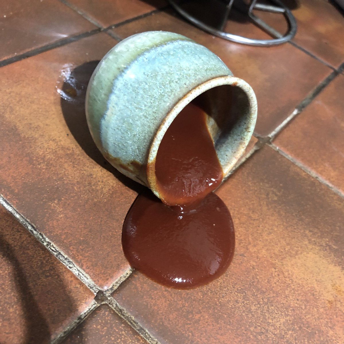 HarryBushrod's tweet photo. Day 7 of mum being away, a small mug of what I believe to be bbq sauce has been overturned in the kitchen. I have now turned it into an art exhibition as nobody will own up. https://t.co/3BiHjPJars