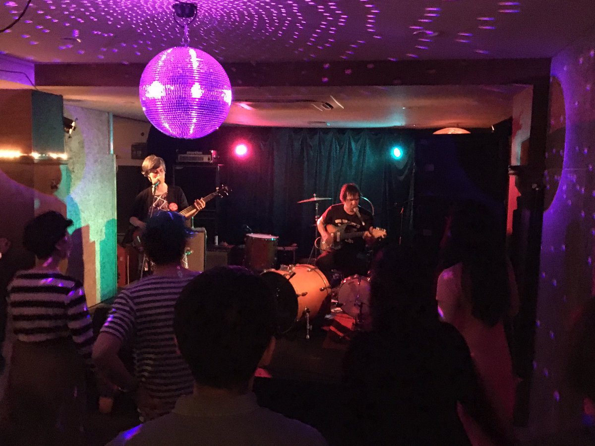 the_pints's tweet photo. 昨日のBUZZ ACTIONにお越し頂き有難う御座いました！
興奮冷めやらぬ中、次回は東京は新宿LOFT ！
TheeChachachasと一緒にHalloweenBall2019！
よろしくどーぞー！
#thepints
#theechachachas
#halloweenball2019
#shinjukuloft
https://t.co/nxYJ7cAK3y https://t.co/zGXlSJv3tW