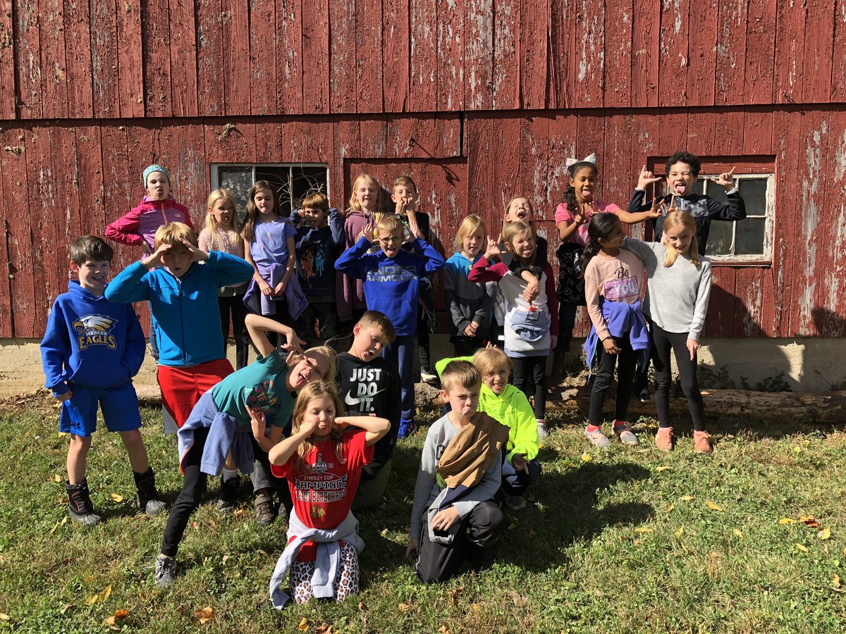PetrellaTeri's tweet photo. Fun on the farm today!  #fallOSTisover!!  #andersonurbanfarm
@goMercerEagles @FHSchools @itsajoy15 https://t.co/B2F7vAjFZH