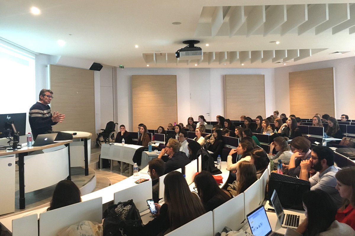 ECTAR tient à remercier <a href="/SThiroloix/">Stephane Thiroloix</a>, Président et CEO de la startup biotech AlgoTherapeutix, pour son intervention à notre conférence <a href="/essec/">ESSEC Business School</a> "Entre entreprise et entrepreneuriat : les repères d'un parcours professionnel".  #essec #ectar #ectaressec #biotech #HealthTech