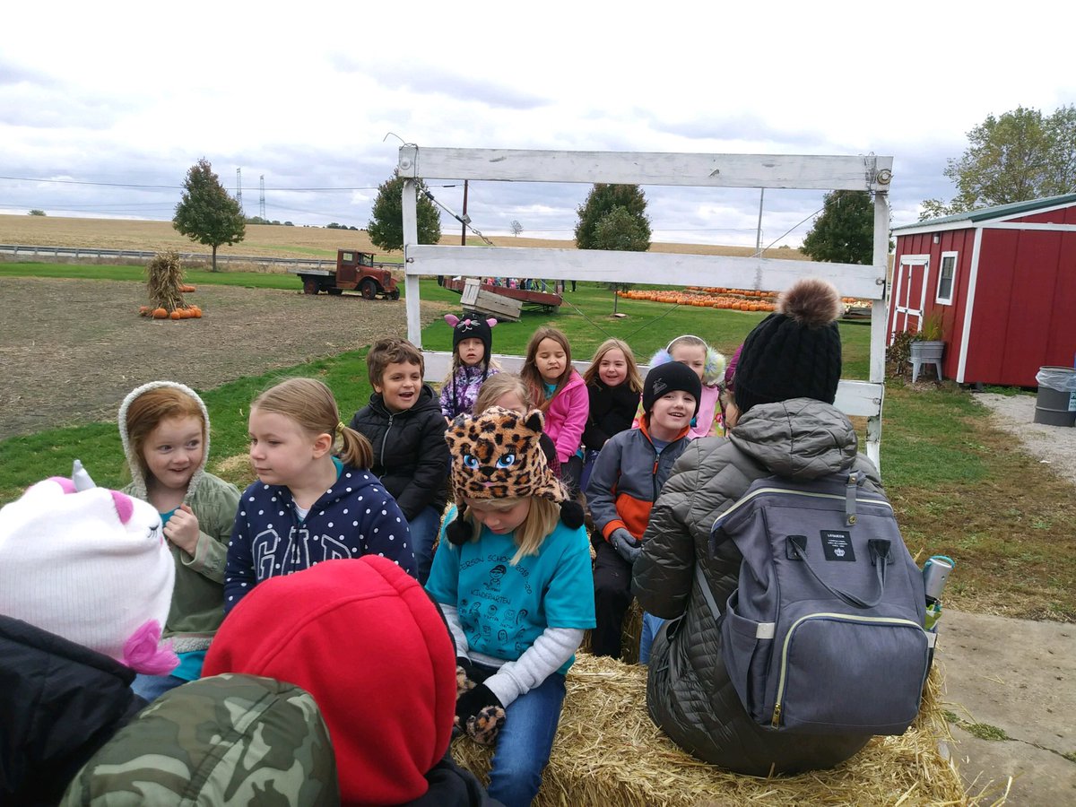 Kindergarten classes out in the community learning about our first responders and a trip to Ackerman Farms culminating their pumpkin unit.  #d108ourpurpose