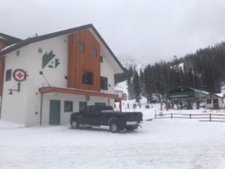 On my way to an economic summit in Sterling. Perfect chance to take first turns of the year at <a href="/Arapahoe_Basin/">Arapahoe Basin</a>. Curious if any of my friends at <a href="/StartupColorado/">Startup Colorado</a> or GCVF had the same thought.
