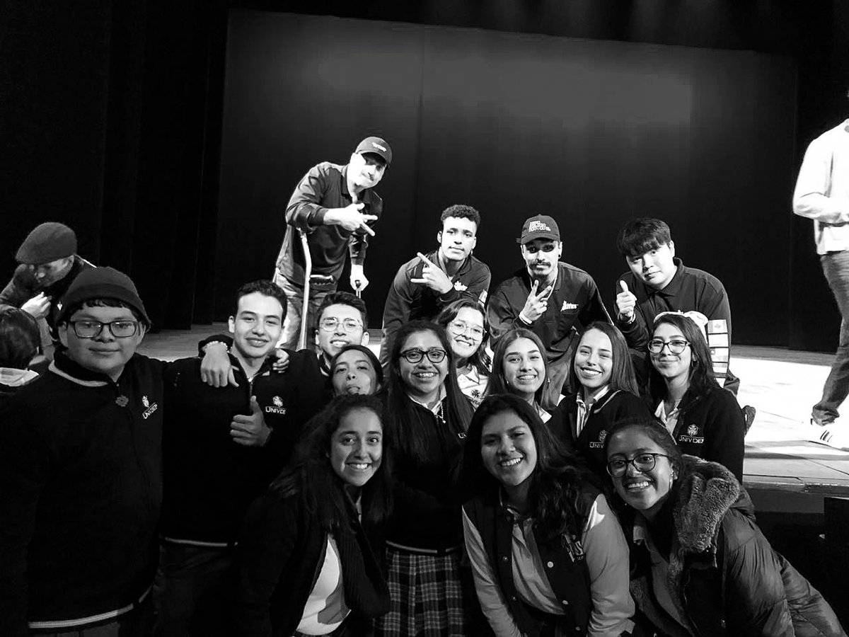 UNIVDEP's tweet photo. #ComunidadUNIVDEP- ILL Abilities Crew está en la CDMX y nuestros alumnos de prepa UNAM área 4 estuvieron en la rueda de prensa del evento que van a presentar el día de mañana en el Teatro de la Ciudad Esperanza Iris. https://t.co/A5csjKSyjA