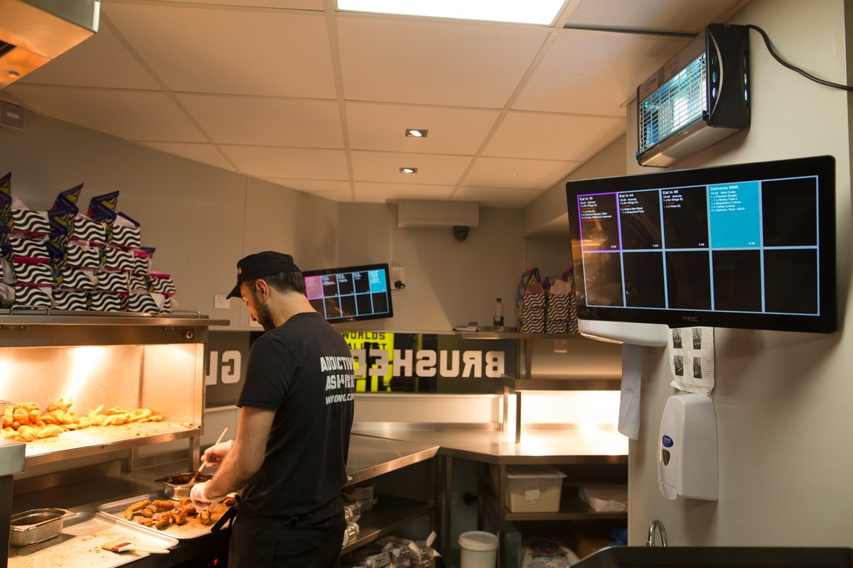 3SPOS's tweet image. Process orders efficiently, save print costs and improve customer satisfaction with #KitchenDisplaySystem for your #restaurant 
🔗Seamless EPOS suite integration
🌀Multiple food stations 
✨Timers, colour-coding &amp;amp; layout customisations
Find out more here: zcu.io/FuTH