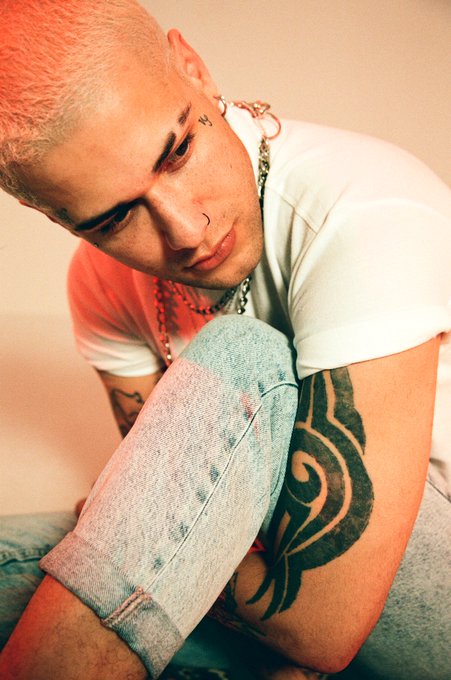 Sad Mickey makes for a pretty though 😂☺️ https://t.co/TG7W6HKyQZ<a href="/tag/newprofilepic"class="tags"><span>#newprofilepic</span></a>