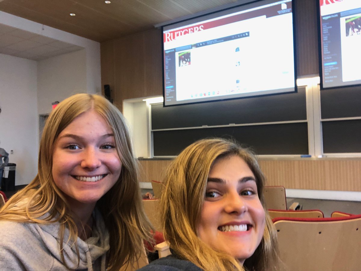 dickerje's tweet photo. Learning to become Teachers!! so much fun at SI 2 @RutgersCareers https://t.co/3nVuXll9rm