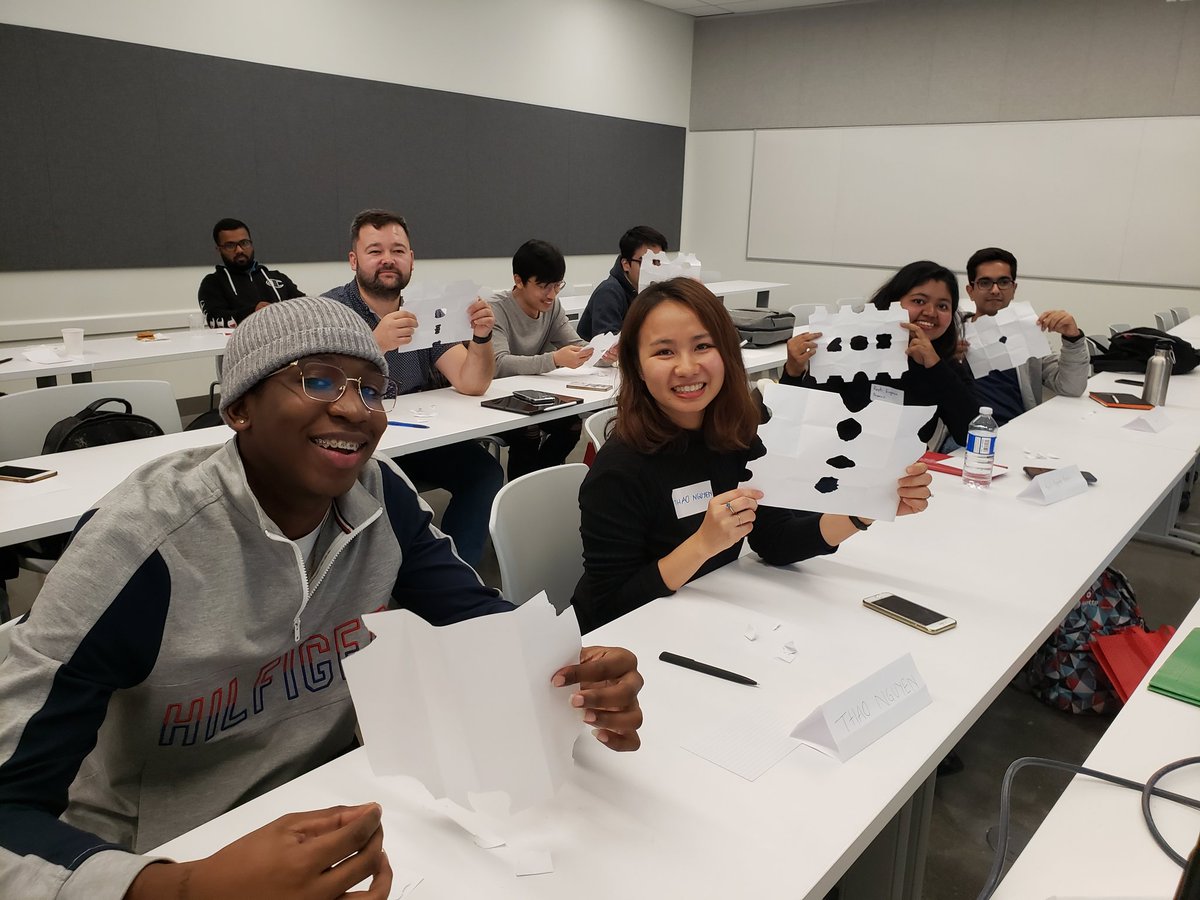 sy_slc's tweet photo. #sli19 students doing an exercise in communication &amp; interpretation of instructions...how your message is delivered &amp; received.  @SenecaCollege @SenecaLife #senecaproud https://t.co/sdkhcytyFN