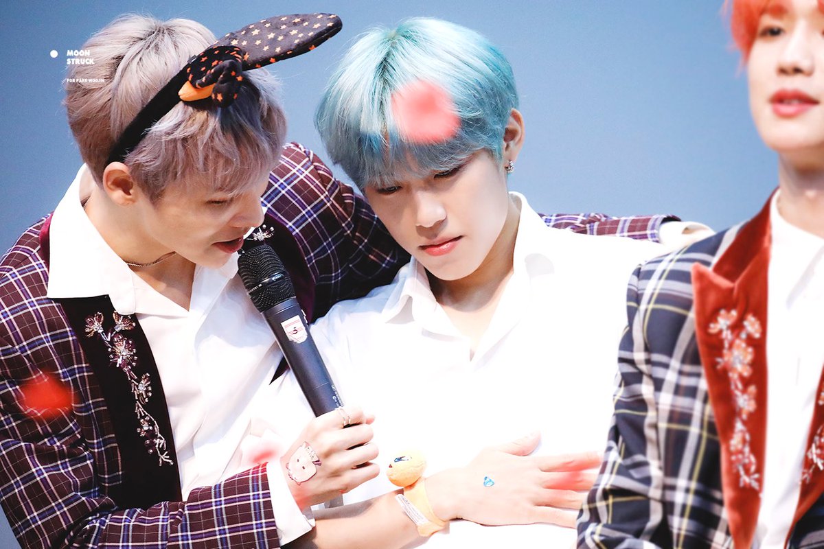 PARKWOOJINkr's tweet photo. 2019.10.22 #박우진 #에이비식스 심쟝.., https://t.co/jsKR2GKuqj