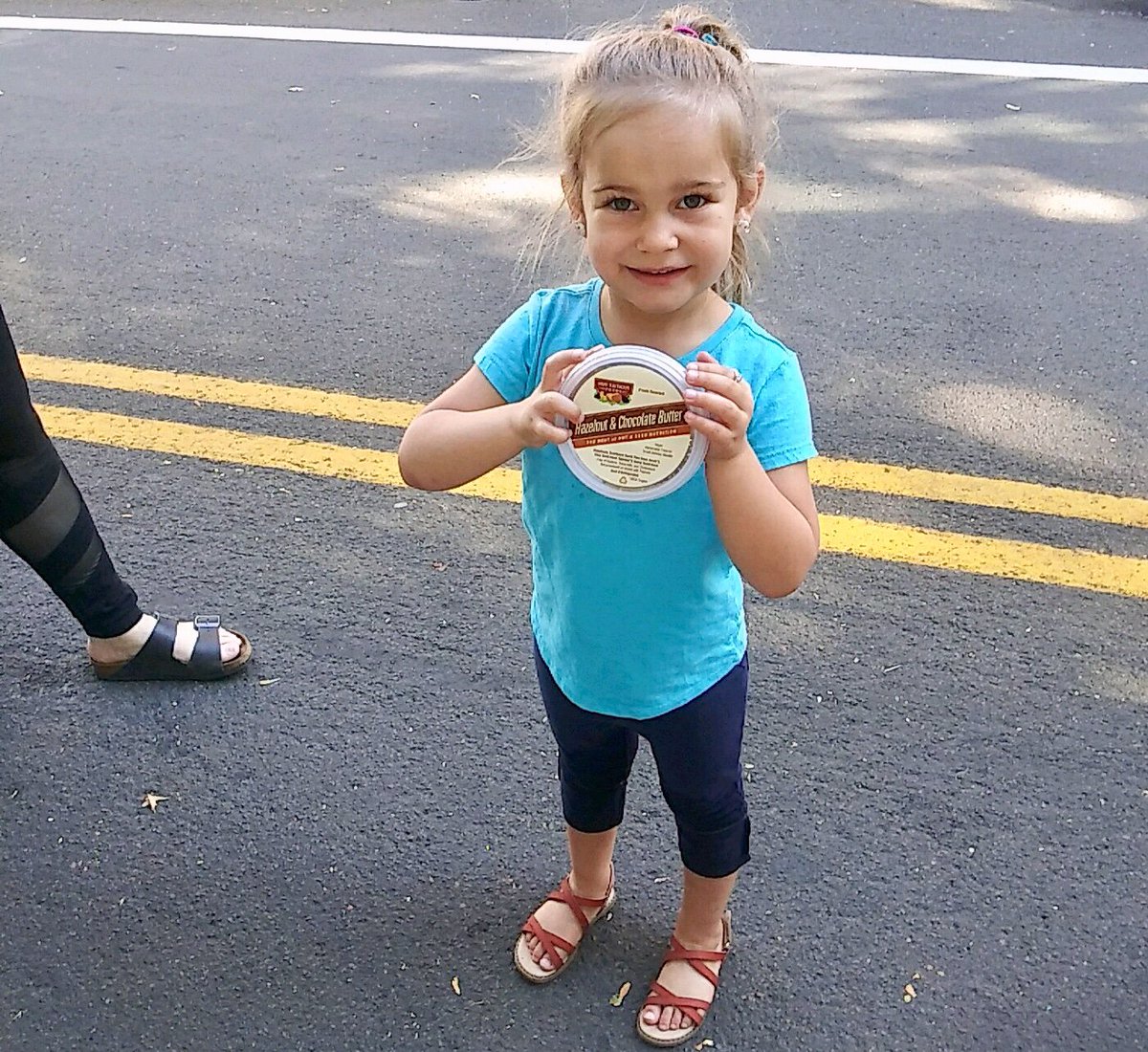 nut_tritious's tweet photo. Happy #NationalNutDay! Do you prefer whole nuts or #nutbutter? This little girl has decided she likes our Hazelnut &amp; Chocolate Butter!

Want to try it? Shop online at https://t.co/UAFXrtvEih https://t.co/M4yknvxoj3