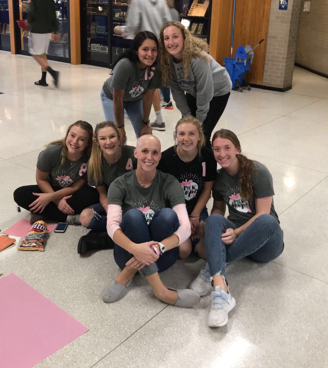 Pink night is tonight!! 💗 Come support your volleyball girls and help raise money for Mrs. Hazel and Mrs. Gerber. Games at 5 &amp; 7🏐