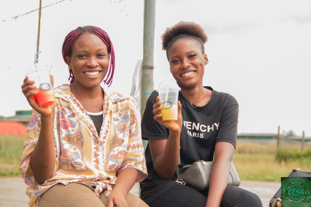 FreskoNg's tweet photo. Smile with Fresko in your hand.
#freskosmoothie #fresko #health #smoothie #smile #joy https://t.co/318t4DsykR