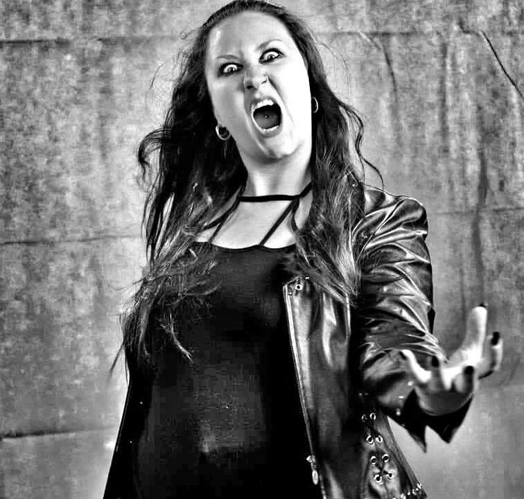 Am I coming for you? Maybe... 😉
Photo courtesy of Frank Lawler.
#metal #heavymetal #powermetal #symphonicmetal #deathmetal #vocalist #girlswhoscream #vocals #wintersedge