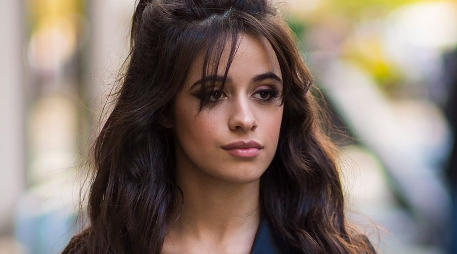 somagnews's tweet image. The night of Monday (21) was a celebration of music in the United Kingdom, with the BMI London Awards 2019. And among many awards given to names like Raye, Niall Horan and Anne-Marie, Camila Cabello was featured.

https://youtu.  #CamiloCabello #NiallHo somagnews.com/camila-cabello…