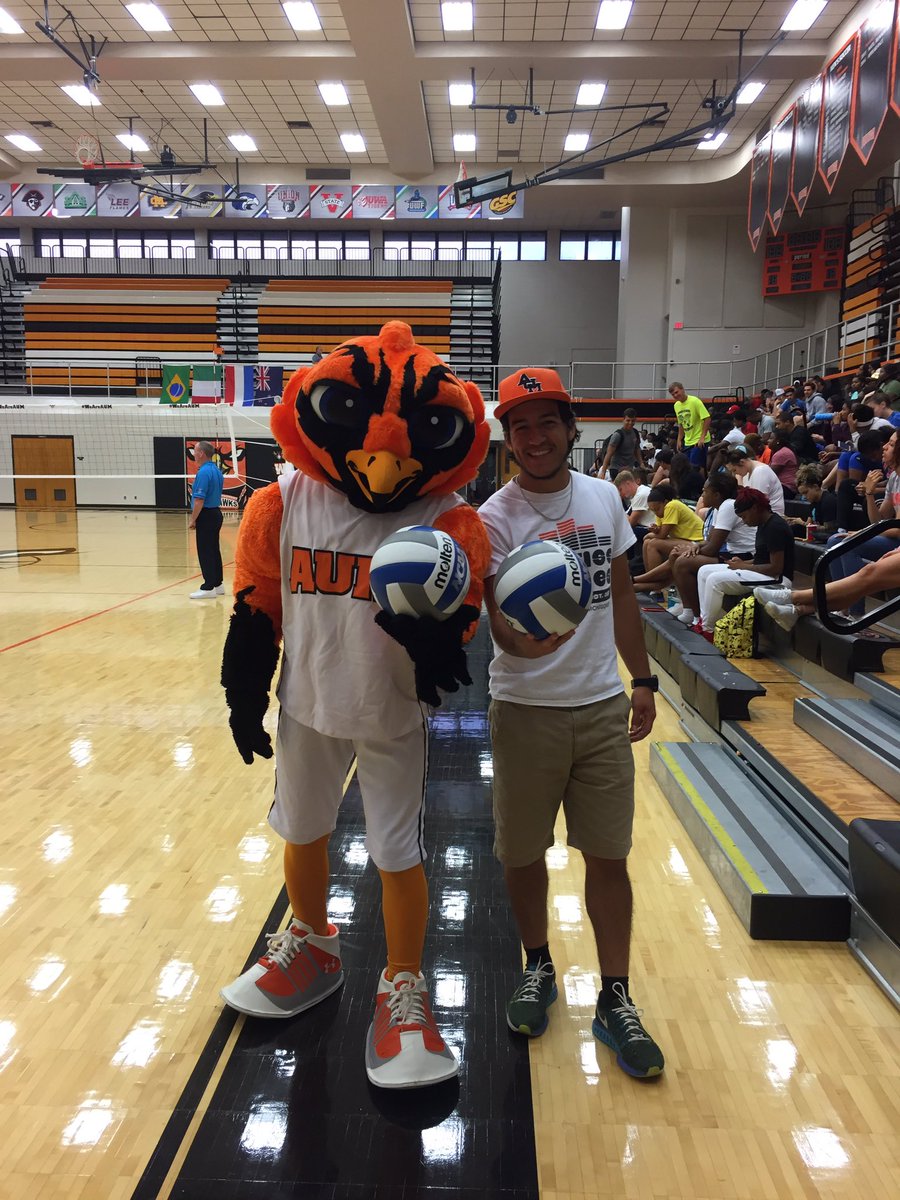 Catch us at the double match up between our AUM WVB team as they take on Clark Atlanta @ 3:30 and Albany State @ 6 #Warhawknation