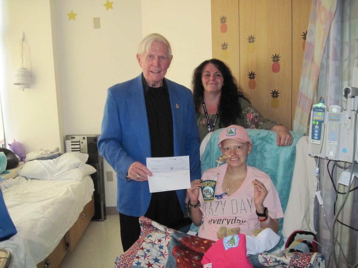 On 10-22-2019, Cops For Kids With Cancer went to Children’s Hospital and made a $5,000.00 donation to the family of Makaylie Gray, a beautiful 15 year old girl from Newport, NH who has AML Cancer. In photo Bob Faherty, CFKWC, mother Tina and Makaylie,