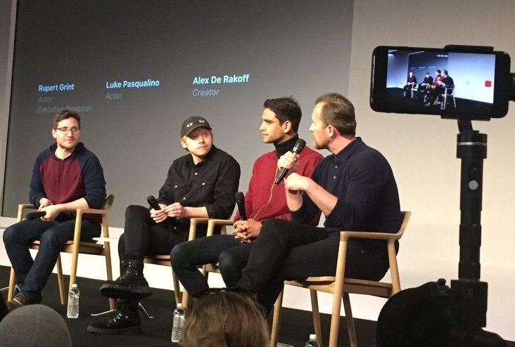 JuttaFreudig's tweet photo. #MusketeersEurope #LukePasqualino #lucapasqualino 😍 #Interviews (Part 2 #USA) - 1) #BuildNewYork (2017) 2) #SAGAFTRAFoundation #LosAngeles (2017) 3) #AppleStore #NewYork (2017) 4) #KTLA #LosAngeles (2018) https://t.co/ZNY1moZNuY