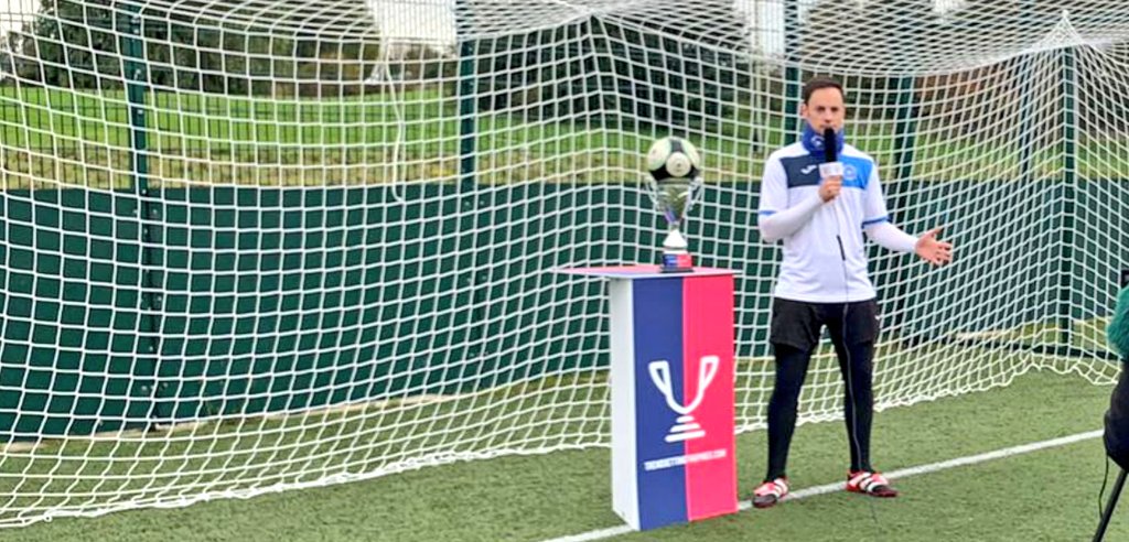 DM1185's tweet photo. A great day filming with @FootballGrf for the @Trendtrophies challenge!
Watch out for the challenges dropping on the @FootballGrf social media platforms in the coming weeks!
#WeOnlyDoPositive #TrendSettingAwards #GrassrootsFootball https://t.co/nLV6x3509a