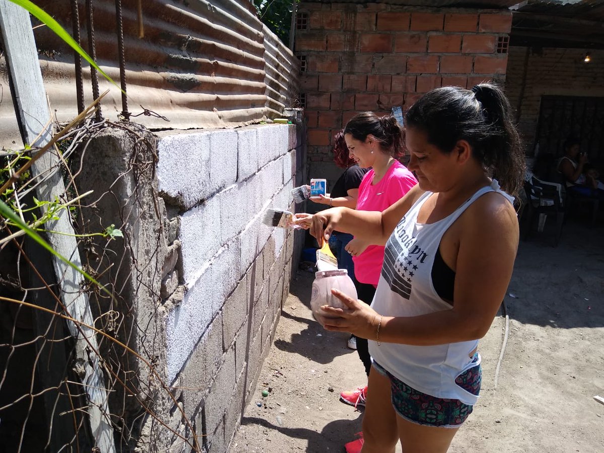 gonzaloroldan09's tweet photo. Empezamos a ponerle color al MERENDERO DE LA LIBERTAD.
Inició de mural barrial.
#SEPyAA https://t.co/le5HrWi9aU