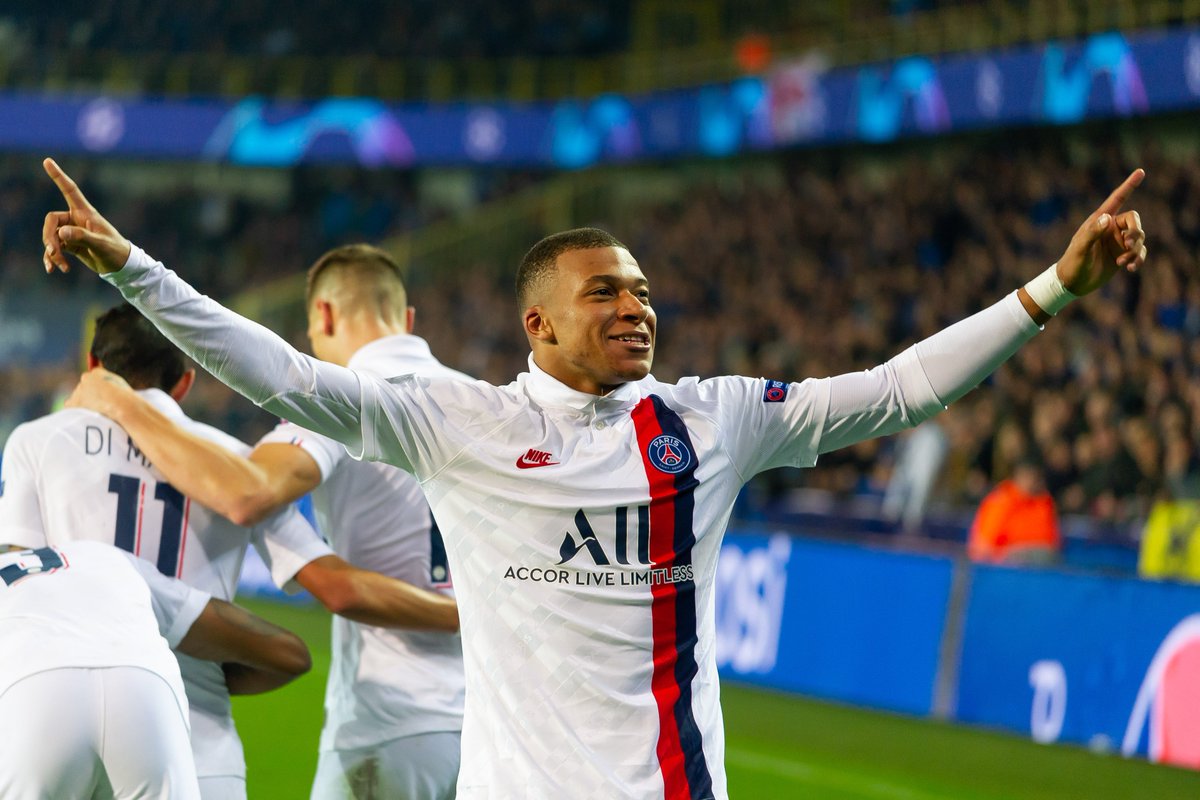 🔄 Comes on in the 52nd minute
⚽️ Goal in the 61st minute
🅰️ Assist in the 63rd minute
⚽️ Goal in the 79th minute
⚽️ Goal in the 83rd minute
⚡️ Quickest hat-trick for a substitute in #UCL history
👶 Youngest player to score 16 #UCL goals

Kylian Mbappe 👏