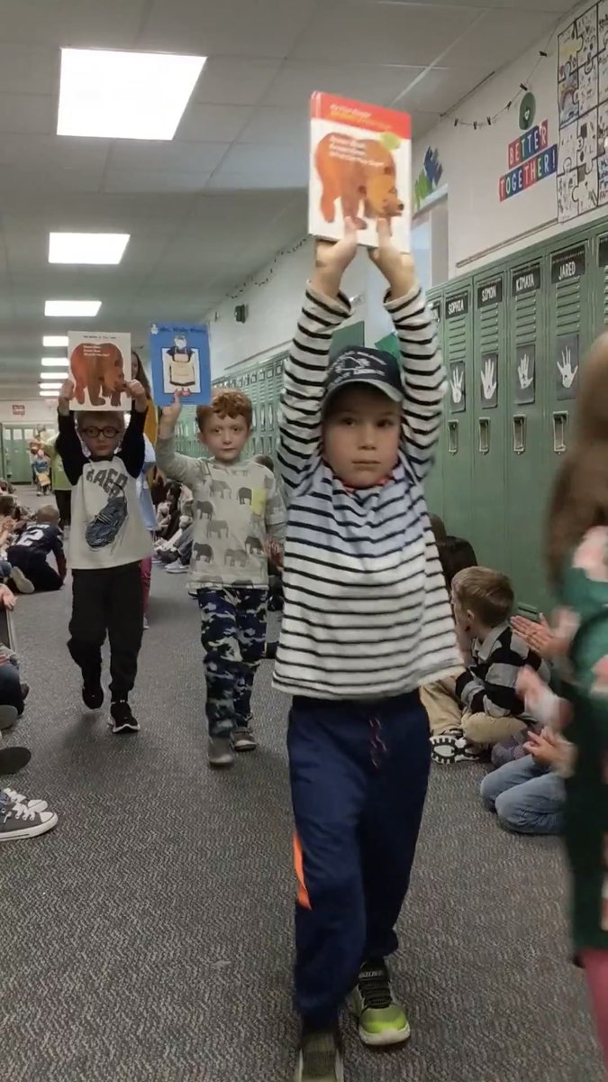 AdaFHPS's tweet photo. K students had a book parade to celebrate the end of unit one, We Are Readers. In unit 1, children will develop concepts of print, phonemic awareness, phonics, and the knowledge necessary to use story language to support their approximations of reading. #Wearereaders #AdaReads https://t.co/OkrqVEwRQG