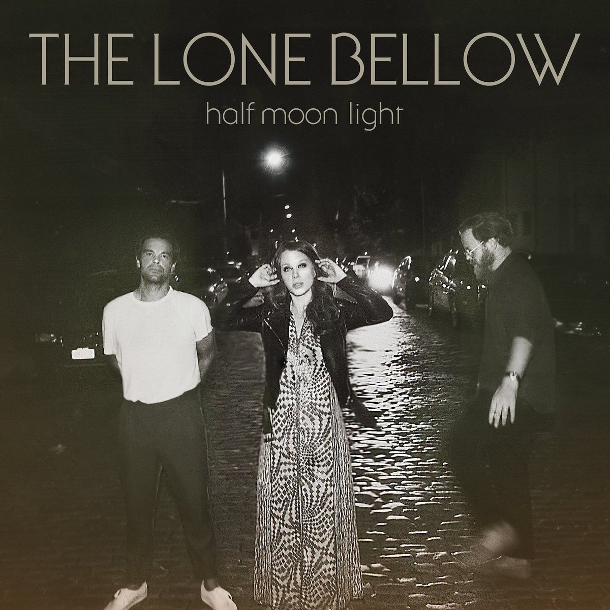 TheLoneBellow's tweet image. We’re so excited for our new album, “Half Moon Light” to make it to your ears. Listen to the first single, “Count On Me” off the album now. 🌓
thelonebellow.lnk.to/HalfMoonLight