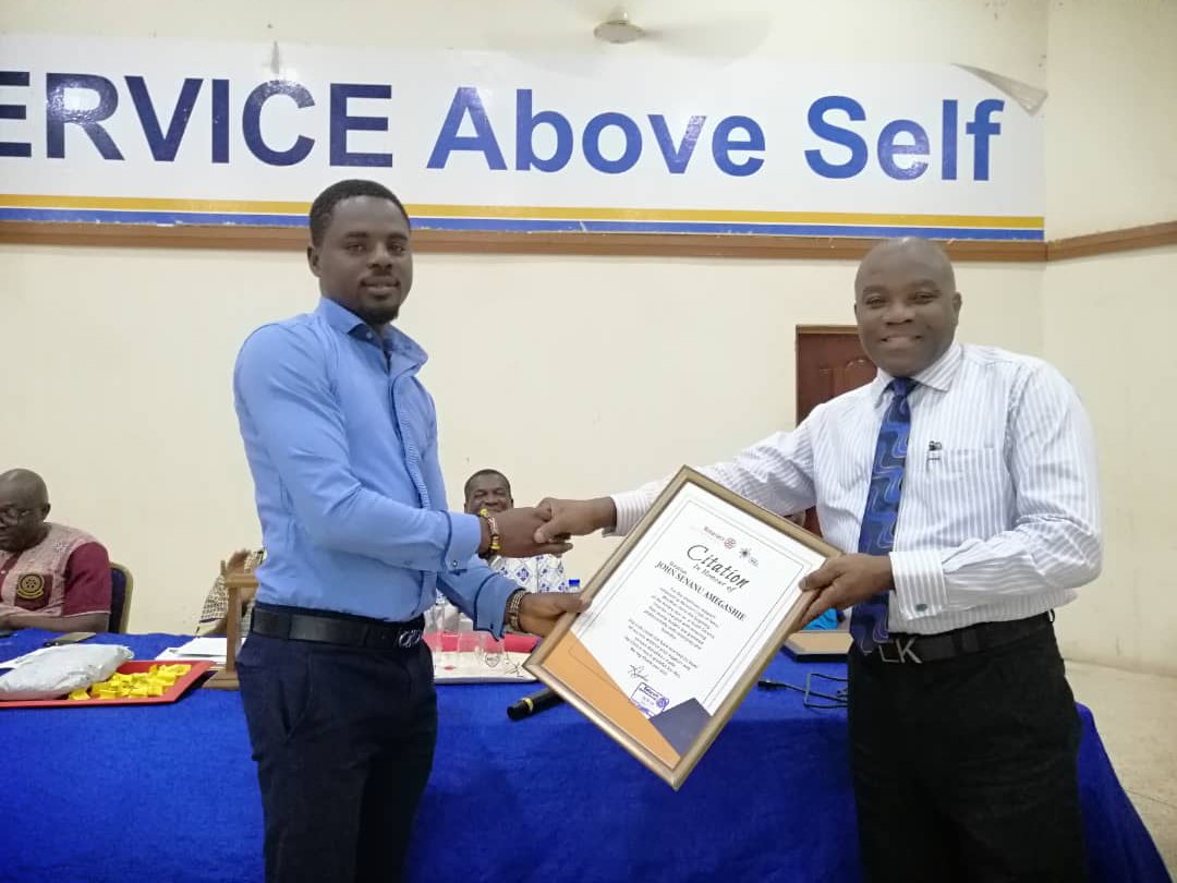 TemaMeridian's tweet photo. Rotaract Club of Tema Meridian honors Rotarian Amegashie of the Rotary club of Tema. @temarotaract @roctameridian @RotaractGhana @Rotary @london_rotary @johndumelo1 @RockyDawuni @funnyfacegh @manasey_amanor @samgeorgegh @rotaractupsa @rotaract2420
#rotaractisgood
#Connectworld https://t.co/oO3OIy7x8e