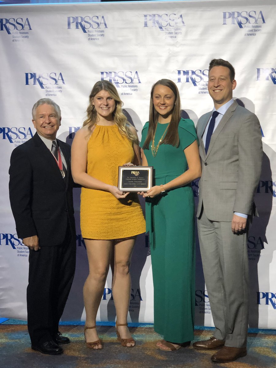 Last night we were so excited to receive a Teahan for Chapter Development at @prssaic! Congratulations to all of our members on a job well done! 🧡🐾