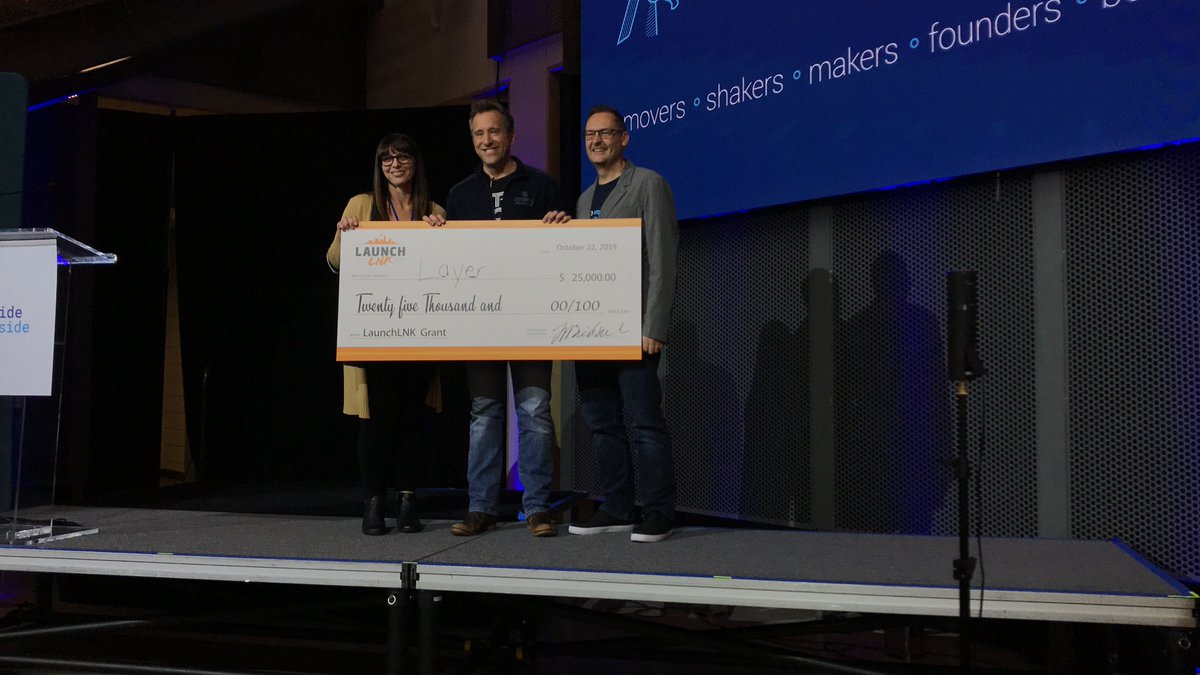 TheIOSummit's tweet photo. Winner of the StartupLNK 25K grand prize: Team Layer ! 
#theiosummit #startuplnk #business #Nebraska https://t.co/mHZUOuvr2b
