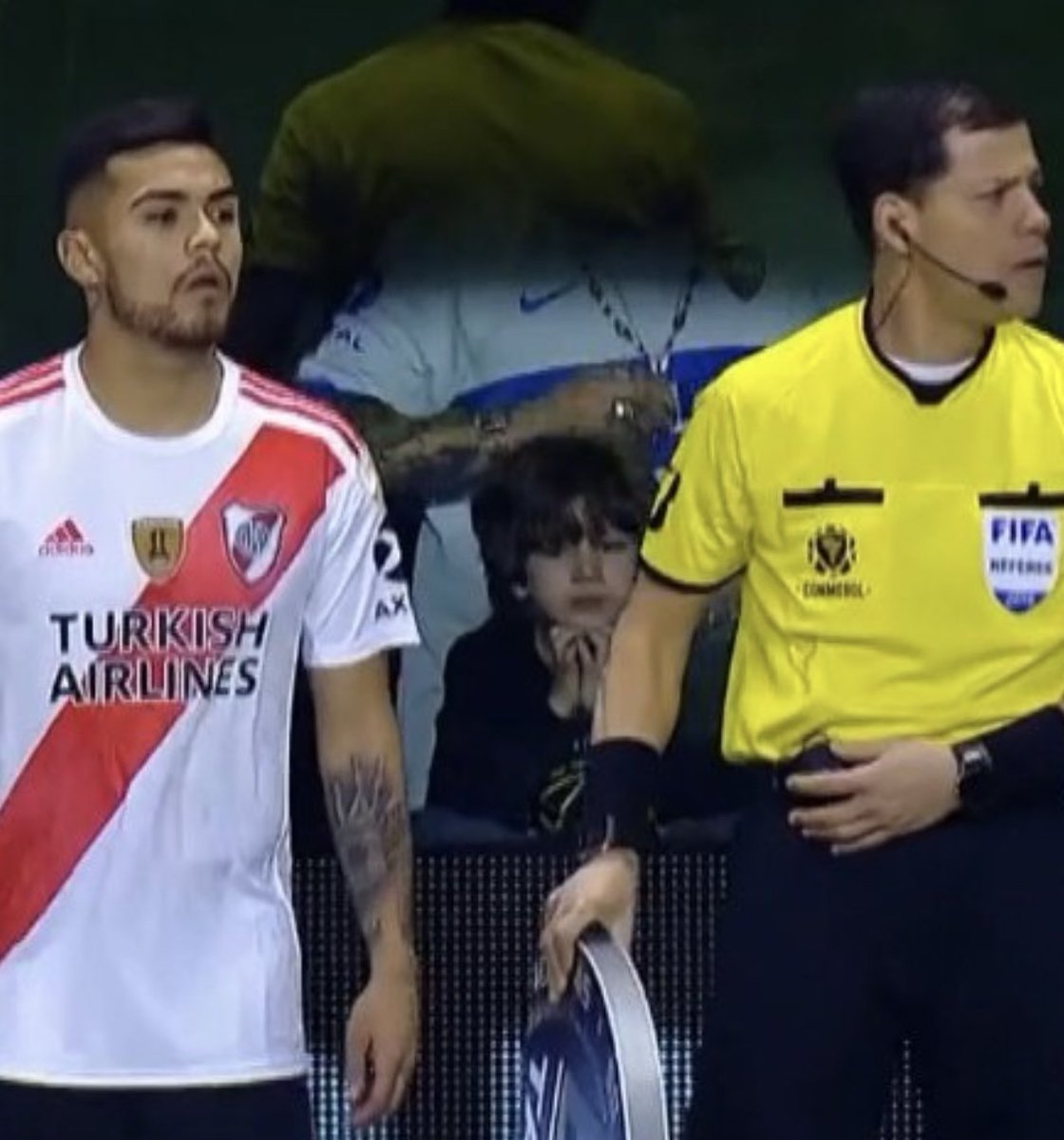 La cara de ogt de Momo estoy llorando de risa viendo el partido 🤣🤣🤣🤣🤣