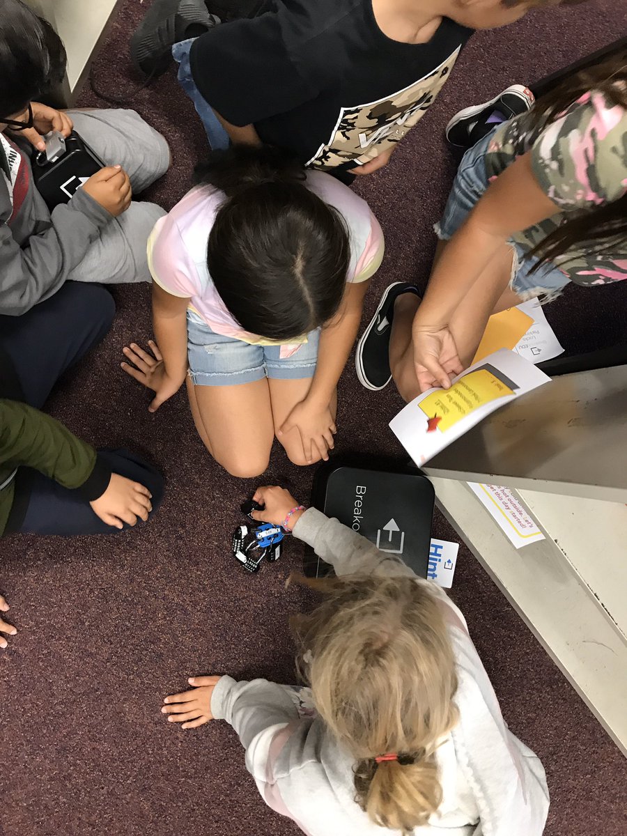 ssdPRIDE's tweet photo. Using @breakoutEDU in @Mr_Kemery’s and @Mrs_Schipke’s classes to challenge our thinking and develop collaboration skills. Do you have what it takes?
@SSDKristin @drsmpierce https://t.co/Gefs4sqaaP