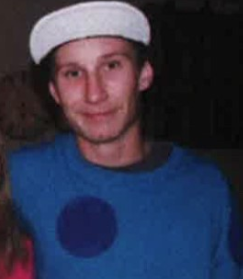 KTVN's tweet photo. The Washoe County Sheriff's Office (WCSO) says they are asking for the public's help locating a missing 20-year-old Sparks man. They said his burnt out vehicle was found in the Moon Rocks area on Sunday.
https://t.co/zscnopZRVT https://t.co/h09woYNJ5X