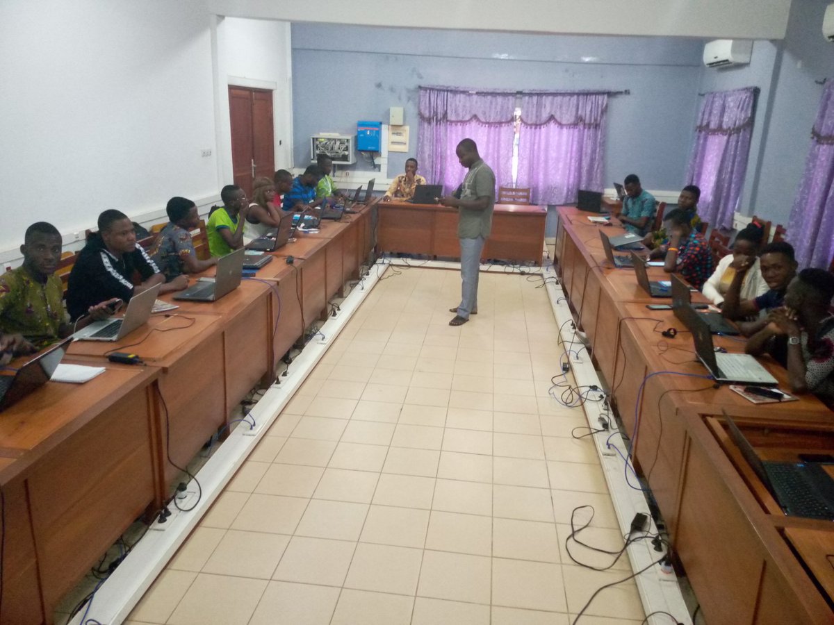 Saliou ABDOU (@absaliou) on Twitter photo J2 Atelier de formation @Openstreetmap #OSM #Geomatique & #SIG #Libre au @cnfcotonou Comment extraire puis éditer les données collectées via #GPS et <a href="/osmtracker/">OSMTracker</a> avec <a href="/josmeditor/">JOSM</a> par <a href="/FAbiodoun/">ABIODOUN Adémola Frédéric 🇧🇯</a> #Team229 #waseo cc <a href="/osmretweet/">OpenStreetMap RT</a> <a href="/OSM_Mali/">OpenStreetMap Mali🇲🇱</a> J2 Atelier de formation @Openstreetmap #OSM #Geomatique & #SIG #Libre au @cnfcotonou Comment extraire puis éditer les données collectées via #GPS et <a href="/osmtracker/">OSMTracker</a> avec <a href="/josmeditor/">JOSM</a> par <a href="/FAbiodoun/">ABIODOUN Adémola Frédéric 🇧🇯</a> #Team229 #waseo cc <a href="/osmretweet/">OpenStreetMap RT</a> <a href="/OSM_Mali/">OpenStreetMap Mali🇲🇱</a>