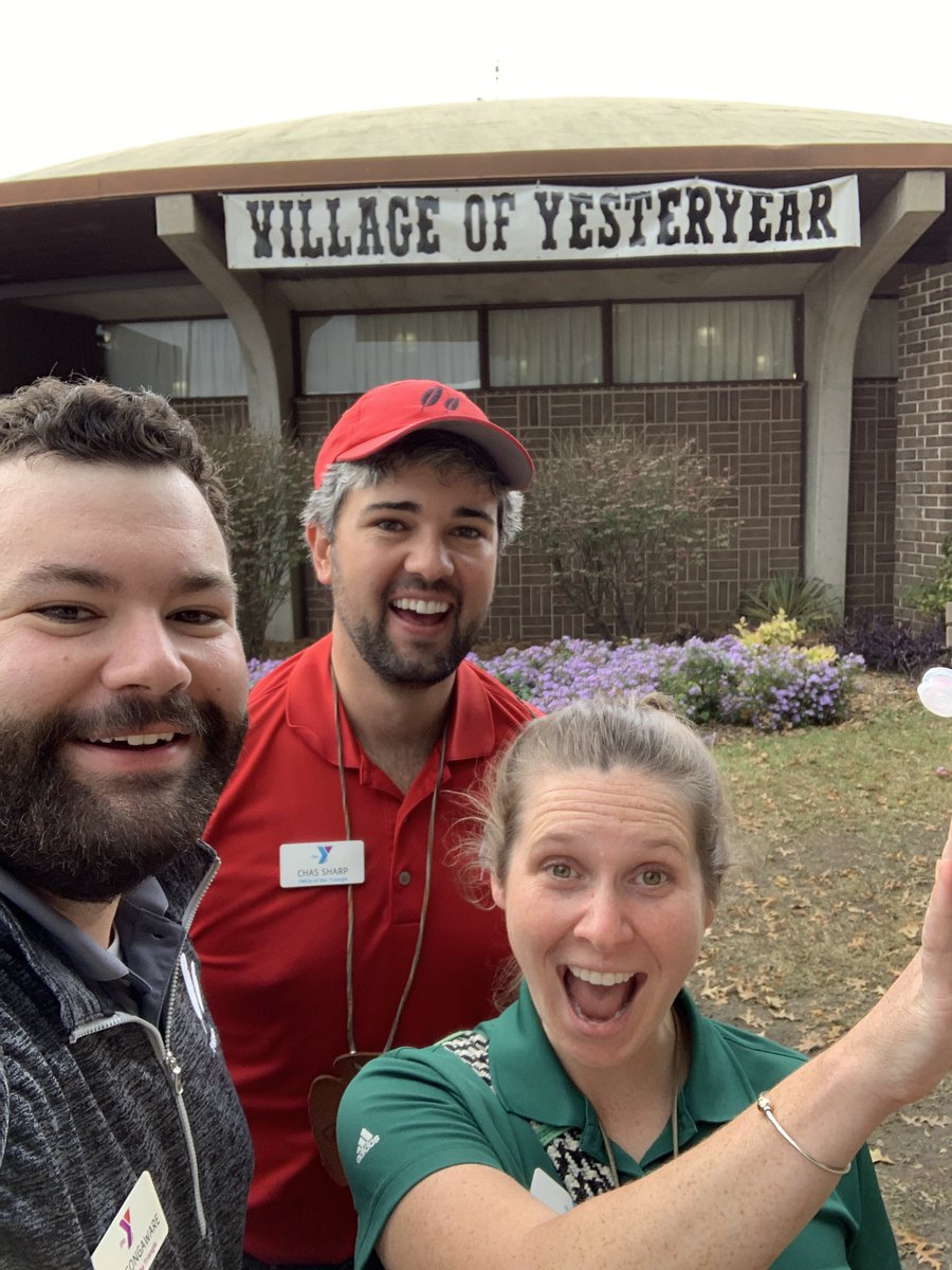y_guides's tweet image. What a great day at the @ncstatefair! Loved seeing so many Y Guides families and getting to give away some patches and prizes. See y’all soon! #NCStateFair #PalsForever #FriendsAlways