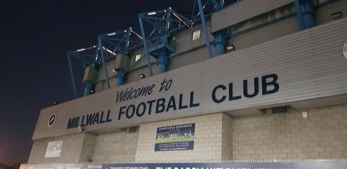 mark_putta's tweet photo. Finishes all square, @MillwallFC 2 @CardiffCityFC 2.  Pretty decent tuesday night attendance &amp; atmosphere 

#MILCAR #EFL #Championship https://t.co/rxpN4pIdcN