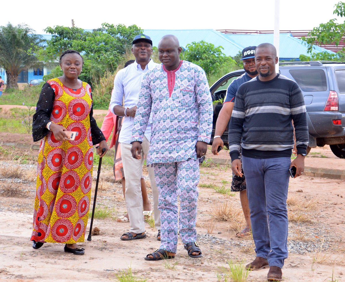 officialOGITECH's tweet photo. Almost Ready!
The ever active Rector of #OGITECH, Igbesa, Engr. Dr. (Mrs.) Olufunke Olanike Akinkurolere, FNSE, on an inspection tour to the 99%-completed, 2,000-capacity Lecture Theatre with a few members of Staff.
#BuildUpToThe3rdConvocationCeremony #BuildingOurFutureTogether https://t.co/x1T6Fwc1fB