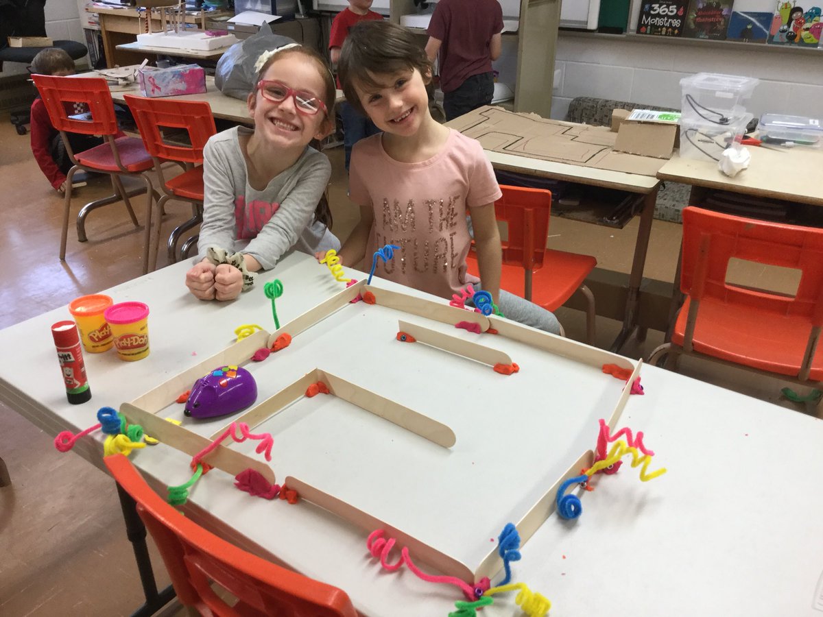 cshbo_envolee's tweet image. Bravo les filles. Vous avez raison d’être fières. #codeandgo #cshbo