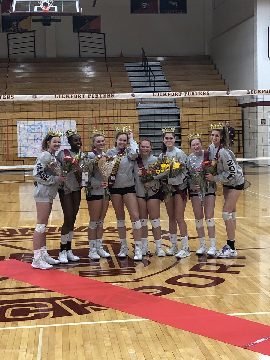 Senior Leaders for the Night:
Taylor Morgan 8 Kills
Leena Ajibola 3 Kills
Morgan Schmutzler 10 Digs
Hannah Knippenberg 1 Kill
Nora Dykstra 3 Rec
Emily DeBlecourt 3 Kills
Kate Sadler 1.80 Pass Avg.
Becca Oldendorf 3.0 Blocks

We love you all great job!! ⁦<a href="/lthsathletics/">Lockport Athletics</a>⁩