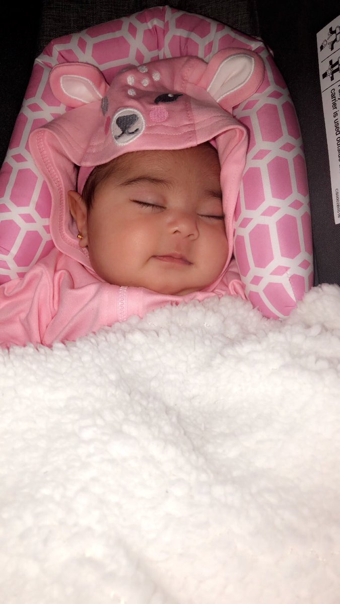 ebszzz_'s tweet photo. I have the cutest baby ever 🦋💖 https://t.co/lNuaimXPXr