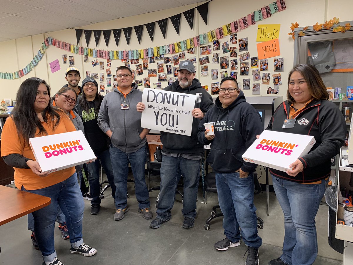 Best MET team in the business! <a href="/MattCramer179/">m</a> <a href="/THDRyanking/">Ryan King</a> <a href="/JasonParadis13/">Jason Paradis</a> #d94rocks #oneteam🧡#metpartnershipweek