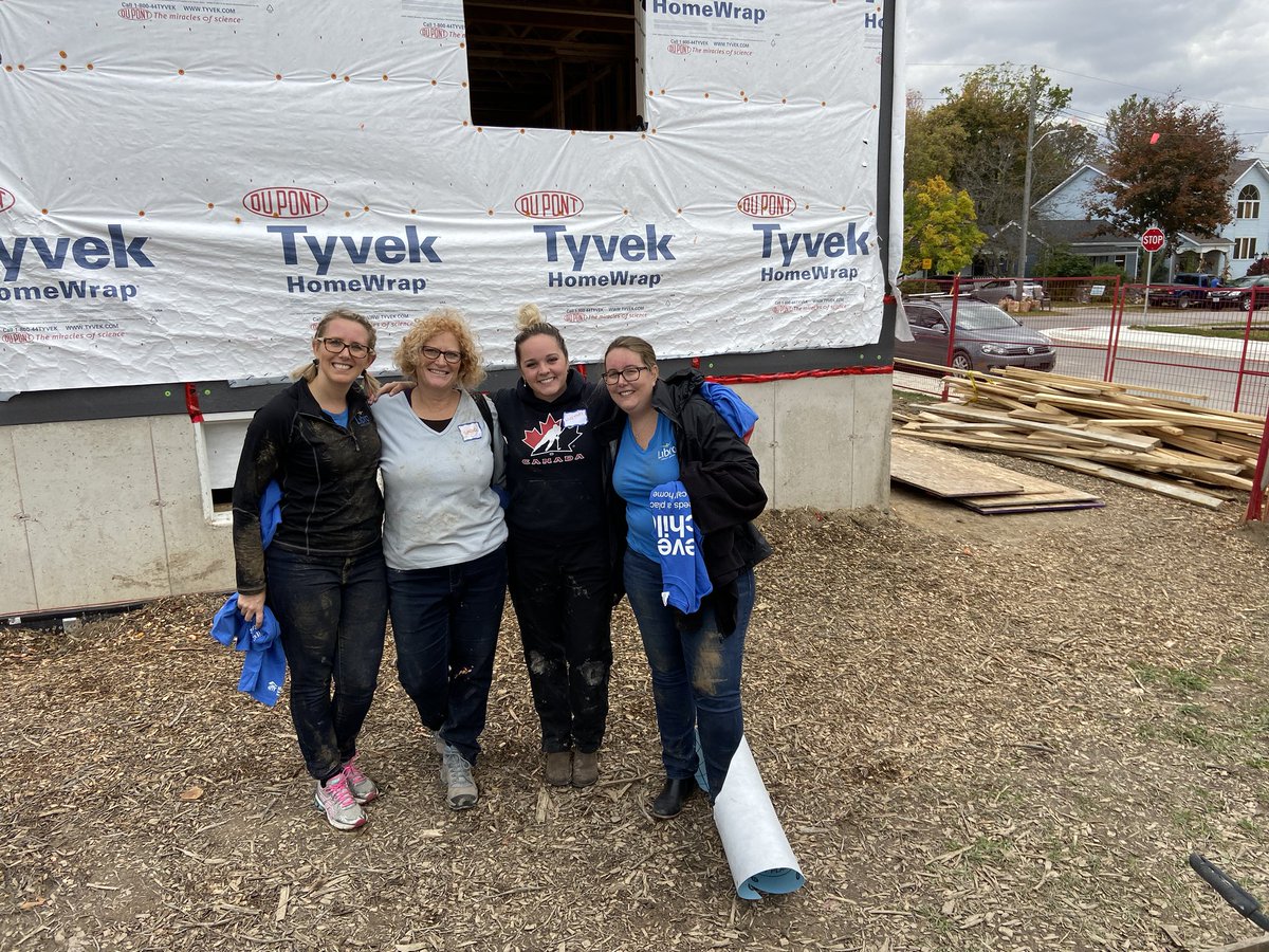 EmilyStry's tweet photo. An amazing day volunteering with @Habitat4HOME - I learned a lot, worked some muscles and was feeling blessed to be part of this day and epic crew! @LibroCU #prosperhere #buildingprosperity https://t.co/cZHT7toWgv