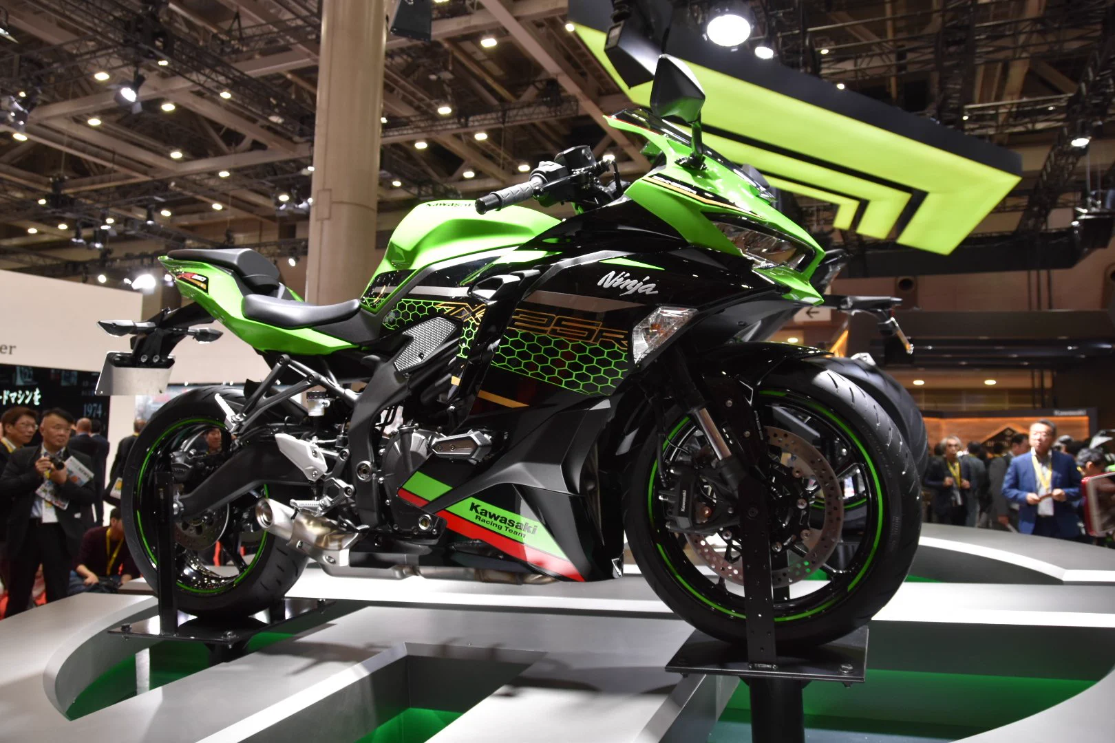 20世紀のあの興奮をもう一度！4気筒「ZX-25R」が登場！