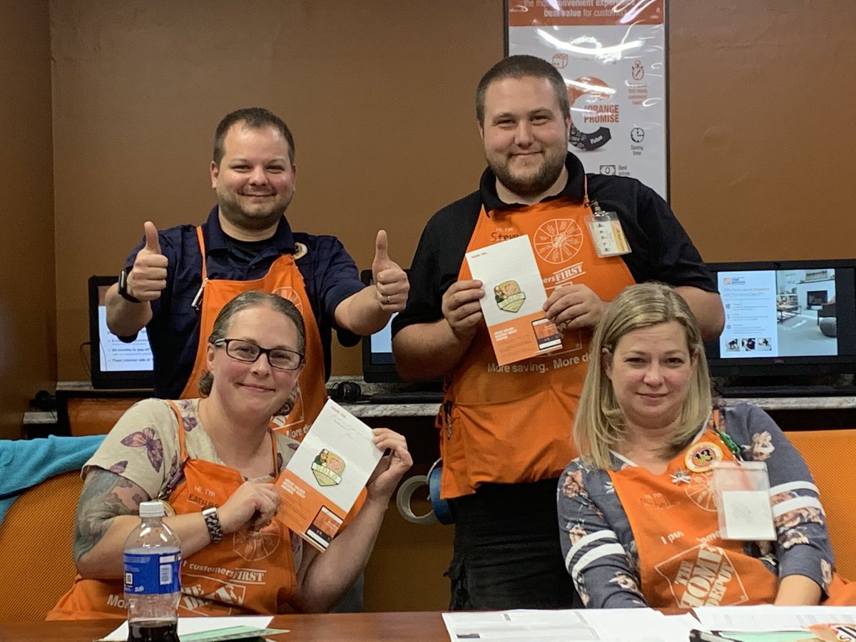 Ask Josh recognizing some DHs on their milestones. #leadingbyexample <a href="/thdstore4118/">THD STORE 4118</a> <a href="/lauren_s_angelo/">Lauren Angelo</a> <a href="/nyyroro/">Ro Rodriguez</a> <a href="/JackieGiusti/">Jackie Giusti</a> @Orangelife_99