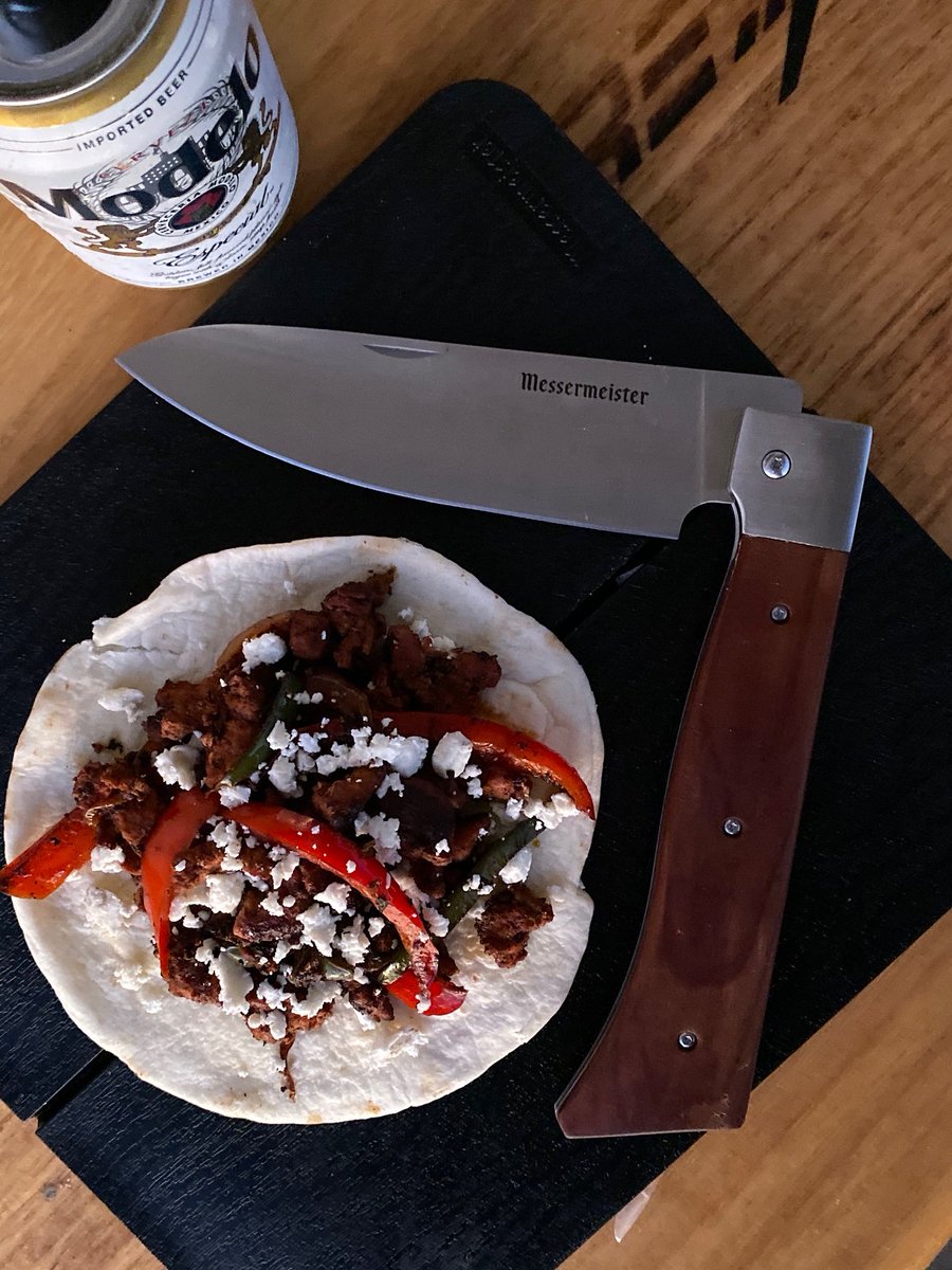 Messermeister's tweet image. Time for a cold one and tacos. @chefadamglick throwing down prep with his folding chef's knife from the #AdventureChefCollection

Find out how you can get the only professional grade knives and tools for the outdoors when you click the link in our bio! 
➡️soo.nr/2kbX