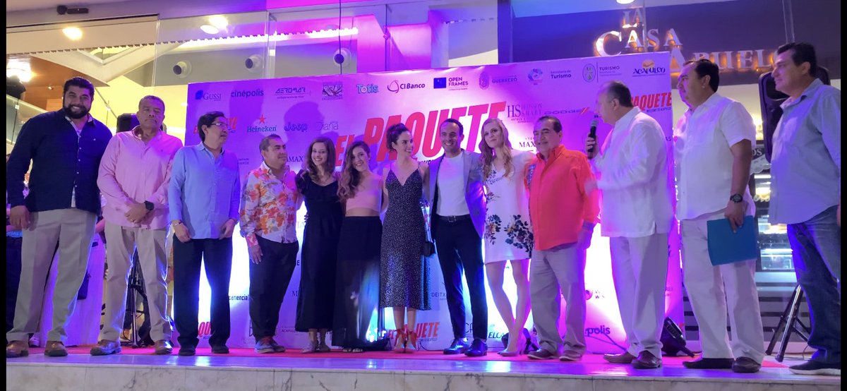 FideturAcapulco's tweet image. Premier de la película #ElPaquete “ #WelcomeToAcapulco “