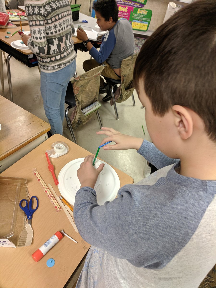 MercierTrisha's tweet photo. Building and testing weather tools. @stjoseph_CCSD @littlephz @NatGeoEducation https://t.co/zrPXXPX2jm