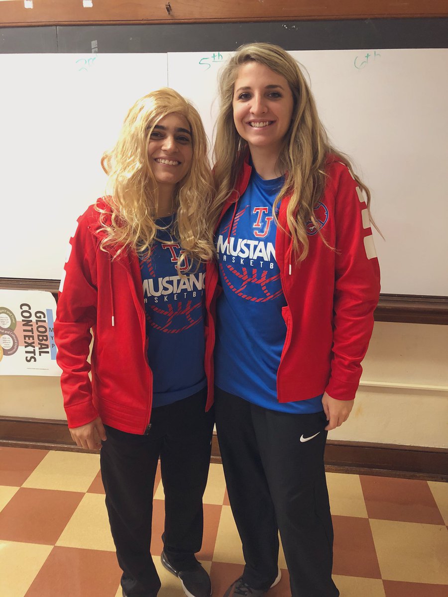 monirodsatx's tweet photo. Best "Twins"ever!! π https://t.co/lm04QXKxkA