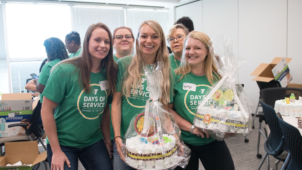 GasSouth's tweet photo. We joined over 2,000 volunteers for the YMCA 2019 Days of Service💪
28 completed service projects + over 5,000 volunteer hours worked sounds like a success to us! WAY👏TO👏GO👏 @atlantaymca we are proud to be your partner!
📸 YMCA
#YMCADaysofService #BeAFuelForGood https://t.co/hTHrEmAInA