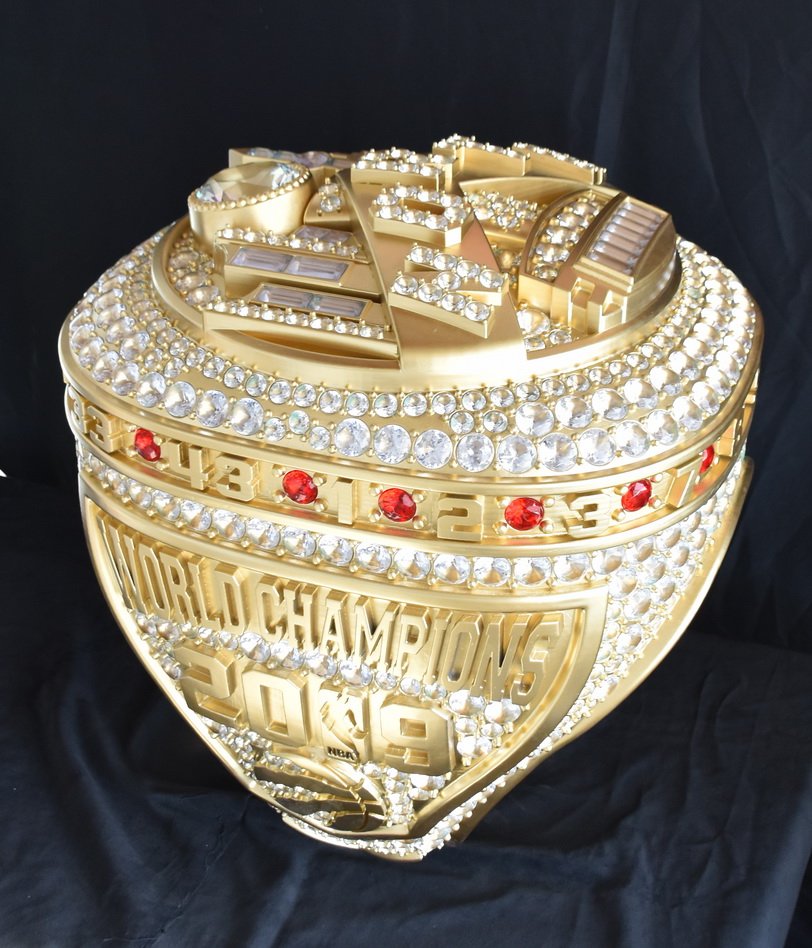 prototypeme's tweet image. Here it is: The biggest Championship Ring is actually #3dprinted, and here is the team behind it. #TorontoRaptors 
#MBA ,