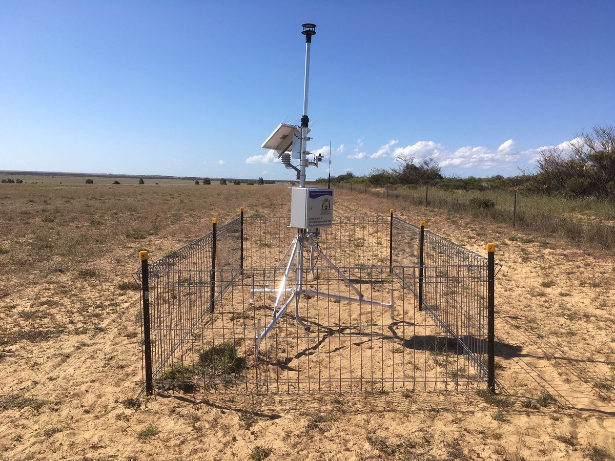 DPIRDbroadacre's tweet photo. DPIRD now has 190 weather stations, thanks to the installation of 16 more to assist with ground-truthing & calibrations of the upgraded Albany & Geraldton Doppler radars, & the Esperance radar (being upgraded to Doppler). Weather site: https://t.co/L4vGCf3Yce #dpirddigital https://t.co/3L8FfjNhFj
