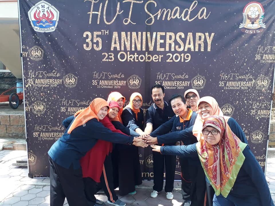 SmadaMagetan's tweet photo. Terimakasih buat Ibu dan Bapak Guru SMAN 2 Magetan https://t.co/sRWZS11Fra